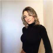 Sono una studentessa della magistrale in psicologia clinica, disponibile per aiuto compiti!